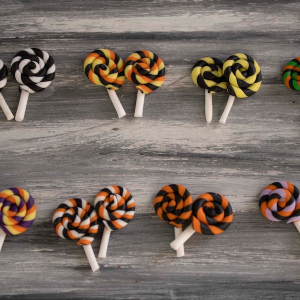 10 pcs miniature Halloween lollipops for your dollhouse, miniature swirl lollipops multicolour, miniature halloween, trick or treat, suckers