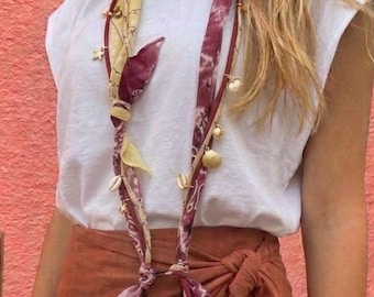 Cordino personalizzato per cellulare, cinturino bandana e ciondoli per cellulare, portachiavi lungo con moschettone, accessori boho