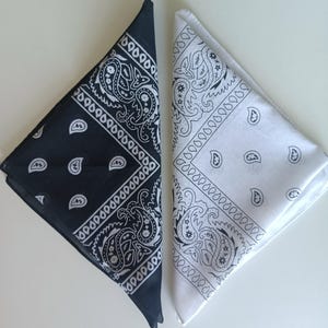 Unisex svart bandana, 100 % mjuk och andningsbar bomullshalsduk, vit bandanahalsduk, boho sommarhalsduk, paisleybandana