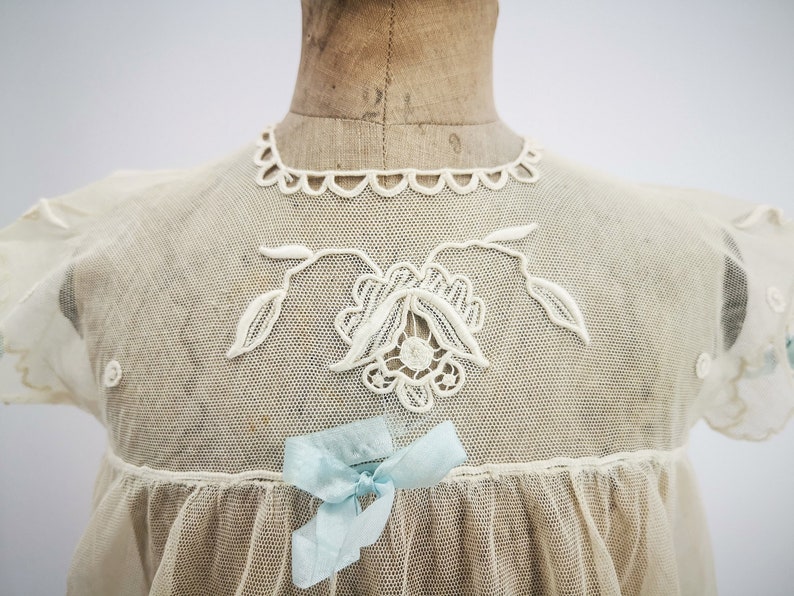 Antique French dress for baby, Edwardian era dress for baby, tulle net, hand embroidered flowers & blue-ribbon bows, antique baby gown image 2