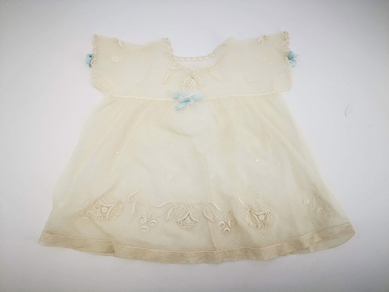 Antique French dress for baby, Edwardian era dress for baby, tulle net, hand embroidered flowers & blue-ribbon bows, antique baby gown image 4