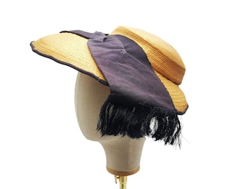 Cappello da donna vintage in paglia a tesa larga, francese, largo nastro in gros-grain nero con frange, anni '30-'40, etichetta originale