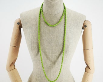 Vintage long necklace with lime green glass beads, cylindrical glass beads, flappers' era long necklace