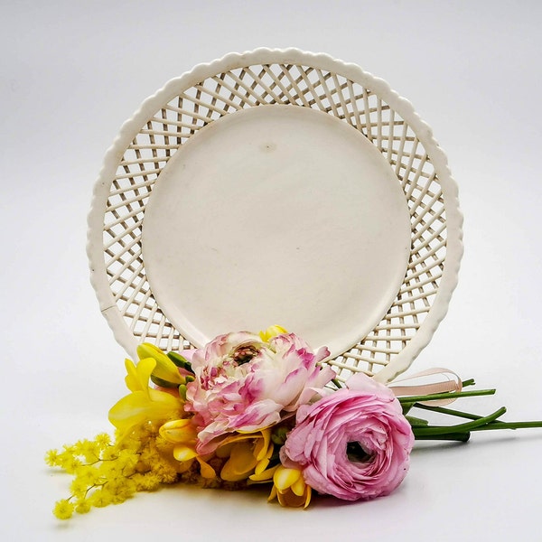 Antique rare white earthenware plate, early 1800, openwork plate, wicker basket border, creamware plate, tea stained majolica, unsigned