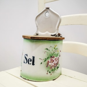 Antike französische Emaille-Salzdose Japy mit Grüntönen – Vintage Kitchenalia, ein rustikales Juwel für Sammler