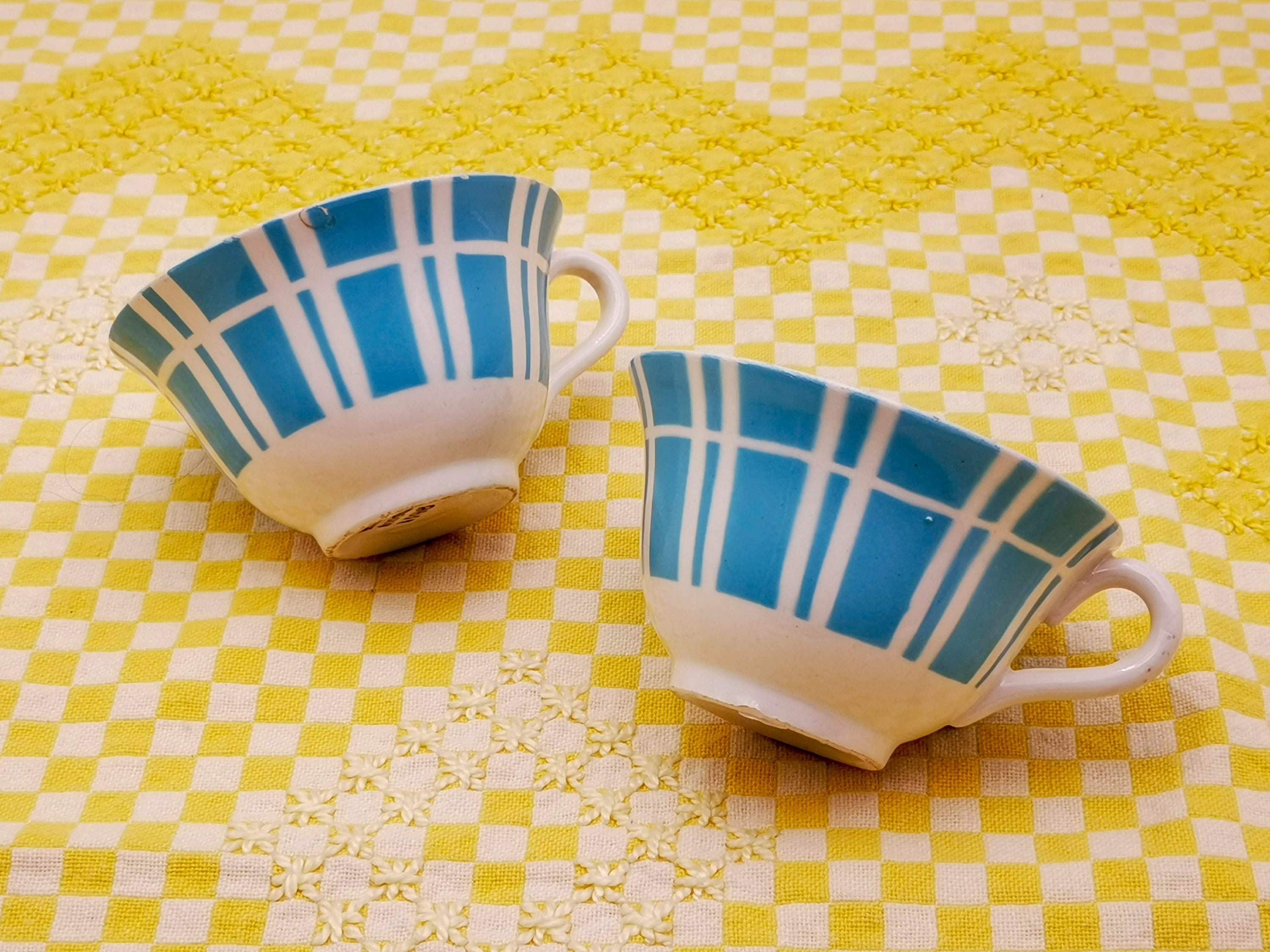 tasses À Café Anciennes
