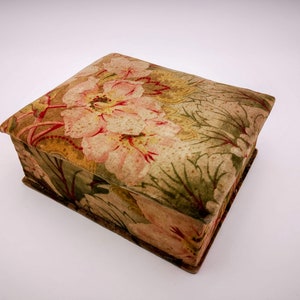 Antique French box, antique Art Nouveau velvet fabric box, boudoir textile box with pink flowers, antique French textile box, early 1900&#39;s