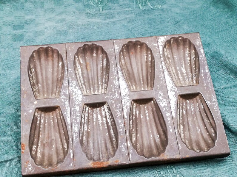 Madeleine Baking Molds 8 Depression Baking Tin Shell Shaped Cake Pan Vintage Tin Cookiecake Baking Pan French Iron Mold For 8 Madeleines Dexis Iberica Kitchen Dining Cookware