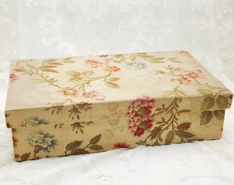Antique FRENCH FABRIC Boudoir box, french wooden box covered with floral fabric, Au bon Marché, french home decor, romantic boudoir box