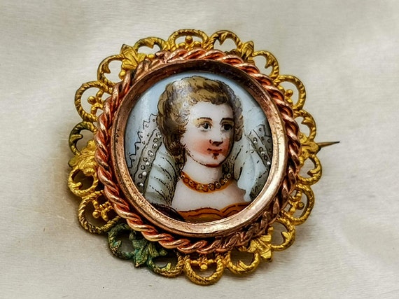 Broche Ancienne XIXe Siècle Plaqué Or Avec Peinture Miniature - Petite Fêlure, Très Bon état