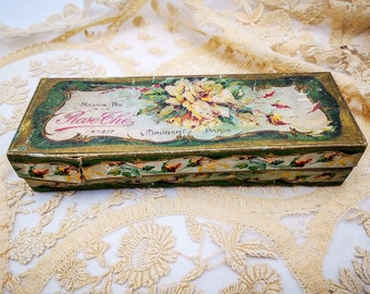 Antique French cardboard box for soaps, Savon Fin Rose Thé, Maubert, yellow rose decor antique box with original soaps, romantic decor box