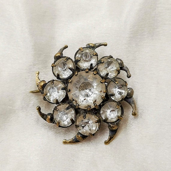 Antique French brooch, flower shape brooch, white… - image 2