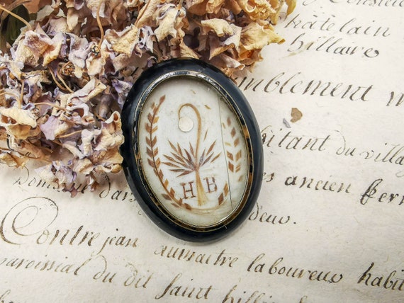 Antique French brooch, oval medallion under glass… - image 9