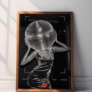 Plakat z głową kuli dyskotekowej, ludzie z głową kuli dyskotekowej, funkcjonalna sztuka ścienna, nadruk kuli dyskotekowej, wydruk sztuki retro disco, dekoracja dopaminowa, modna ściana