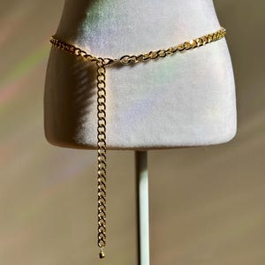 Lustre Gold toned Chain Belt - Adjustable Sizing