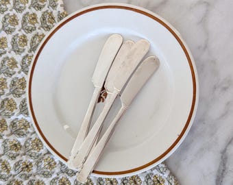 Silver Tudor Plate Butter Spreaders Set of 4