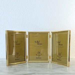 Vintage Brass Triple Picture Frame/Vintage MCM Polished Brass Frame/ Folding Triptych Photos Frame/ Gold Family Photo Frame/ 5x7 Frame