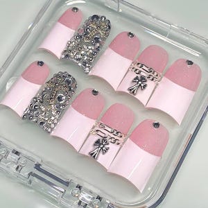 Y2K Rosa Duck Tip Press On Naglar | Kromhjärtkedja, Gyaru Strass Skräpnagel