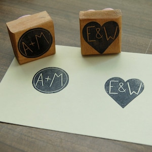 Sello inicial de la pareja personalizada - 1.5 pulgadas - Boda personalizada o regalo de compromiso