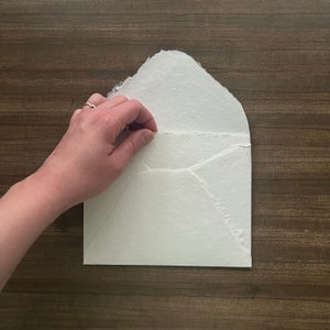 Set di cancelleria per matrimonio in carta fatta a mano, buste A7 5x7 con bordo deckle in carta naturale mista fatta a mano