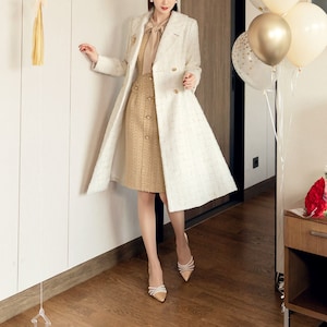 Elegant Feminine Classic Double Breasted Tweed Coat / Korean Style Coat Jacket for Women / Women Long Winter Coat