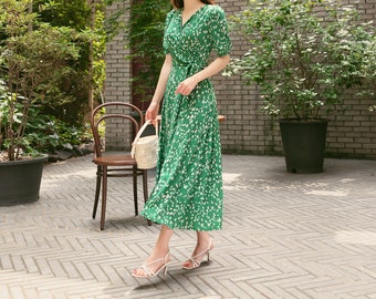 Summer Floral V Neck Short Sleeve Long Dress for Women / Korean Style Women Dress / Feminine Long Dress Green Color