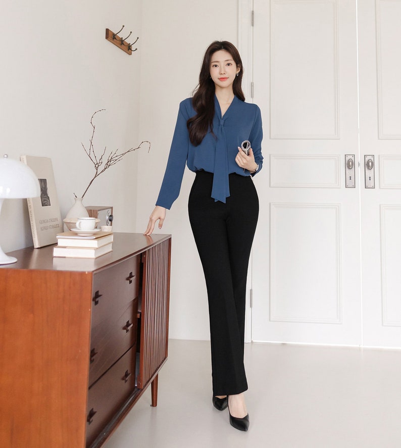 Modern Chic Long Sleeve Tie Neck Blouse / Korean Style Luxury Feminine Women Clothes / Stylish Office Look Top / Everyday Soft Blouse image 4