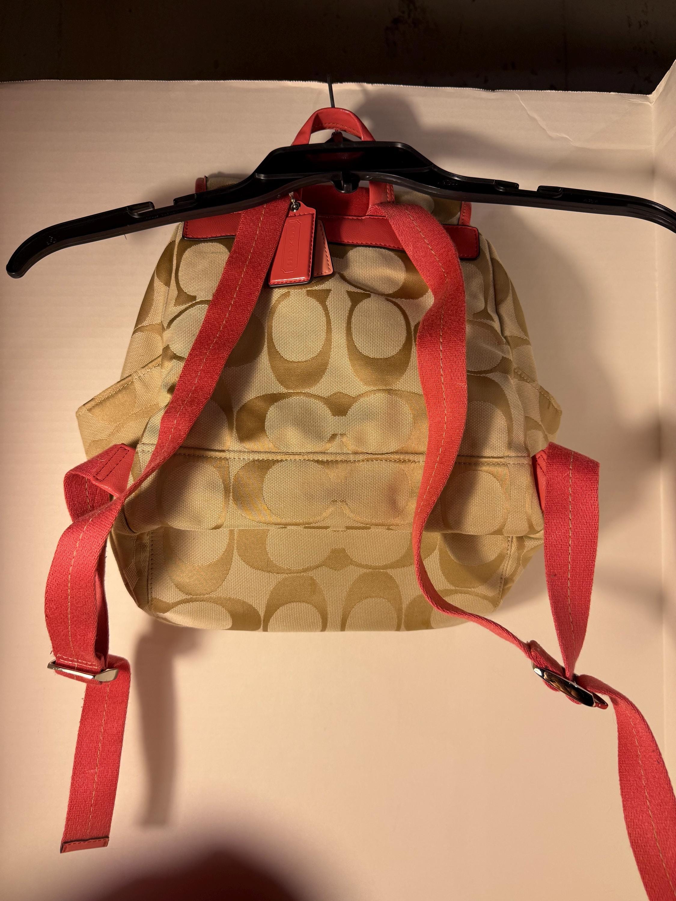 Vintage-y2k Coach Signature Canvas Backpack With Logo on Flap and