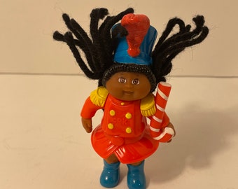 Collectible-Vintage-1994-3.5” tall-Cabbage Patch Doll Mini Figure Marching Band Girl with Candy Cane-Excellent/ preowned condition