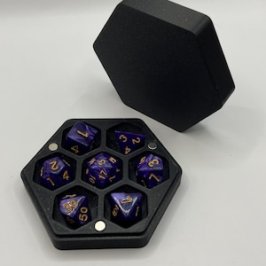 Sechseck Würfelbox - Magnetische 3D-Aufbewahrung für DnD, RPG, MTG & Tabletop-Spiele