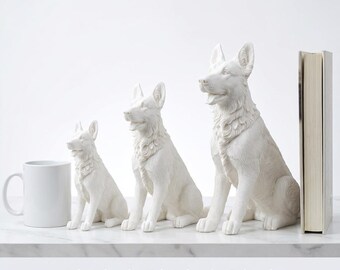 German Shepherd Realistic Seated Dog Statue thumbnail 3