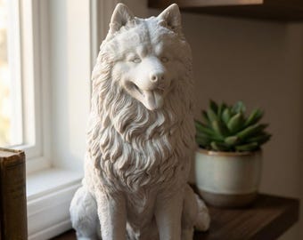 Samoyed Realistic Seated Dog Statue thumbnail 1