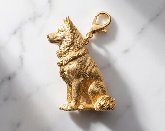 Alaskan Malamute Gold Dog Sculpture Bag Charm thumbnail 2