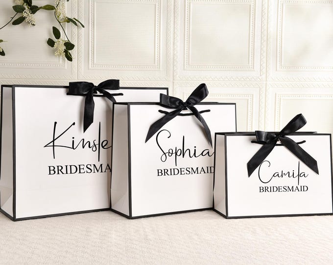 Personalized Bridesmaid Gift Bags, Custom Bachelorette Party Bag, Bridal Shower Bag