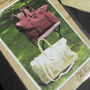 SW 196 Bolso de mano tipo cartera para la noche, diseños de patrones de cosas favoritas, patrón de costura diseñado por Leslie Gladman 2006
