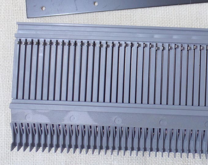 Vintage Knitting Machine, Bond Elite Ribber, Extension Kit, Bond