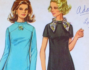 1960s Vintage pattern Simplicity 8461 1960s seam interest dress A LIne Bust 34 Sewing Mod Groovy 1960s figure flattering scarf loop