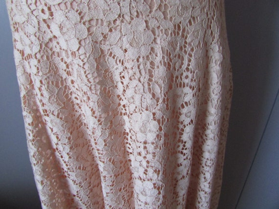 1940's Lace Dress - image 3