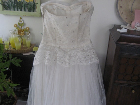 1950 Wedding Dress - image 4
