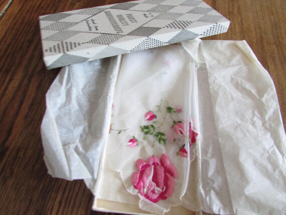 Embroidered Handkerchief - image 4