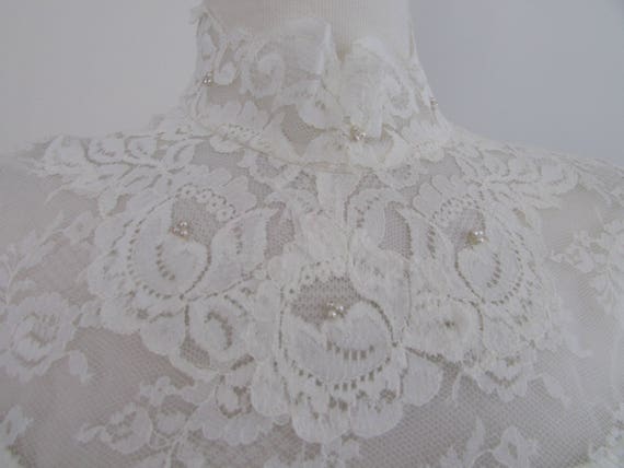 1970 Wedding Dress with Veil and Train - image 6