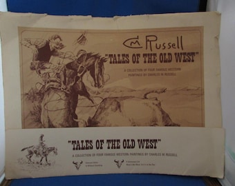 Könnte beinhalten: Ein Vintage-Druck mit dem Titel "TALES OF THE OLD WEST" von C.M. Russell. Das Kunstwerk zeigt einen Cowboy auf einem Pferd, mit Text oben und unten. Der Druck ist in Sepiatönen gehalten und zeigt ein klassisches Western-Thema.
