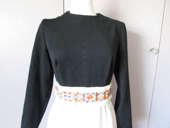 1970 White and Black Maxi Dress - image 1