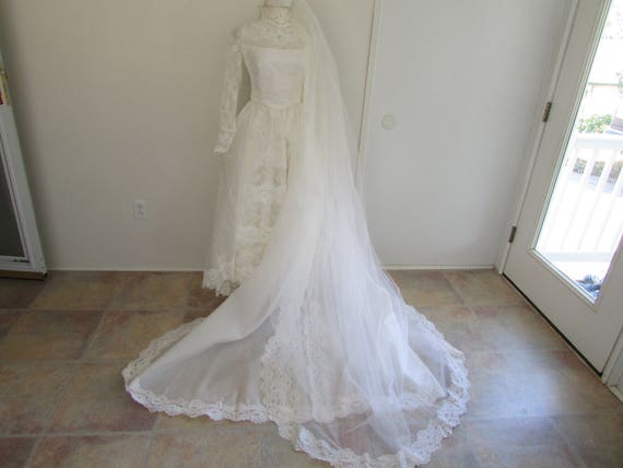 1970 Wedding Dress with Veil and Train - image 3