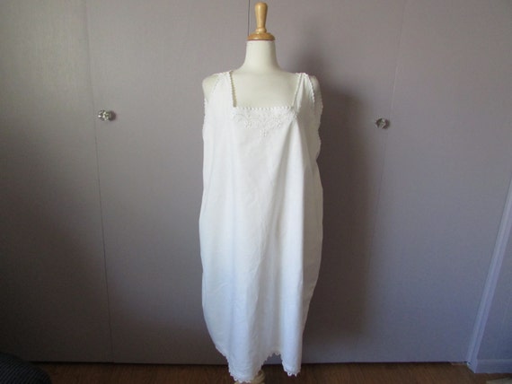 Victorian Night Gown with Buttons on the Shoulder