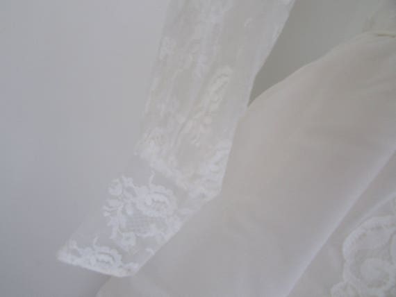 1970 Wedding Dress with Veil and Train - image 7