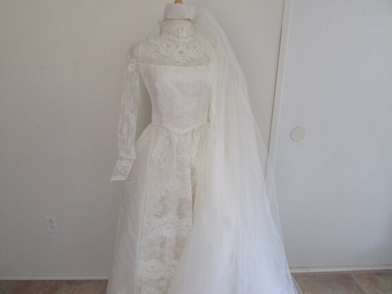 1970 Wedding Dress with Veil and Train - image 2