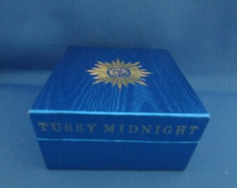 Tussy Dusting Powder