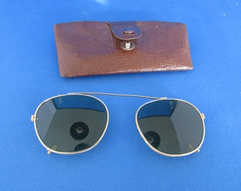 Vintage Fosta Clip On Sun Glasses