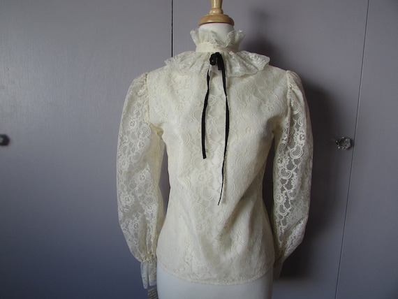 TJ Lace Blouse - image 2